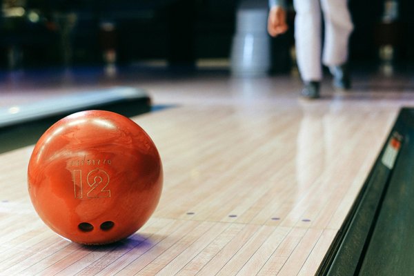 Boule de bowling severe collision : performance et style au choix